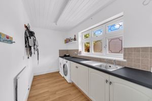 Photo 27- click for photo gallery